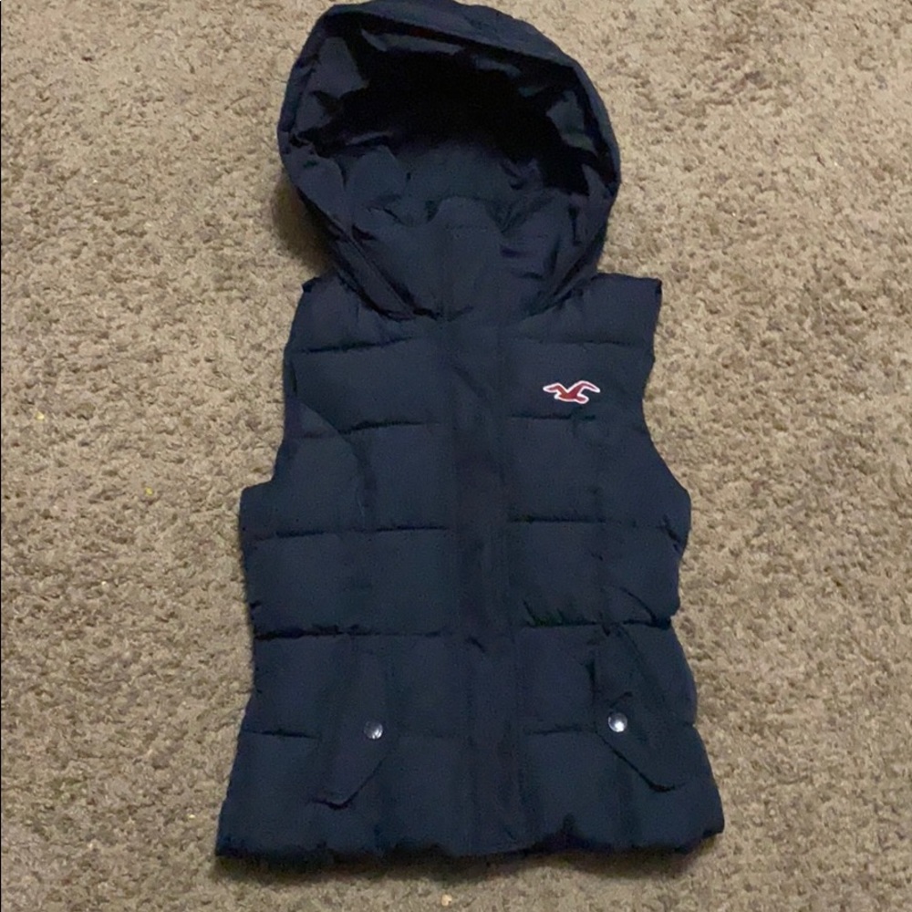 Hollister hooded puffer vest